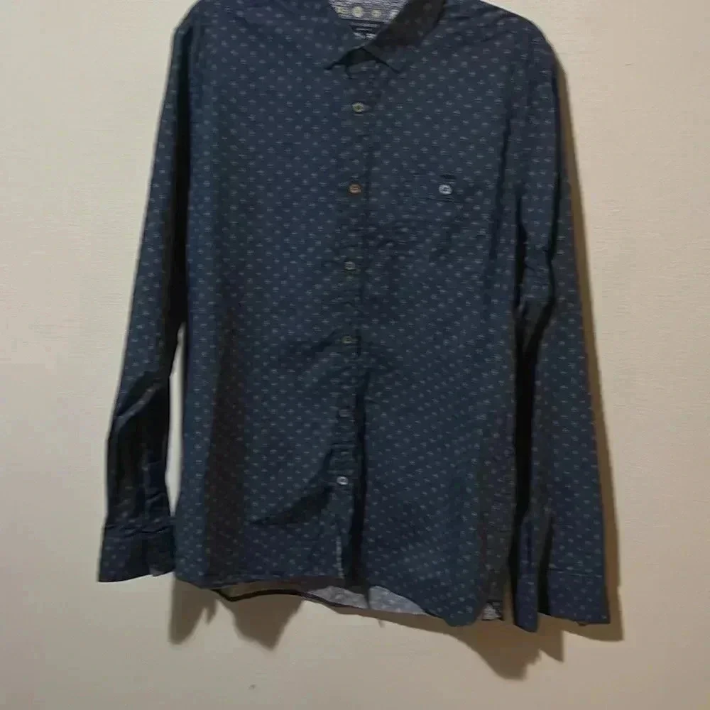 Ted Baker London | 100% Cotton button down, size 5. Navy blue with print. EUC